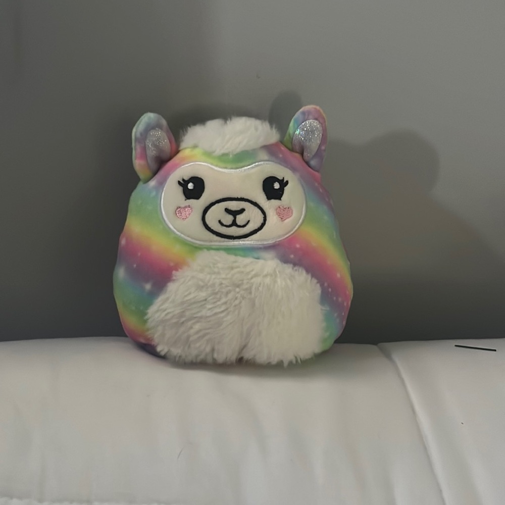 Rainbow llama that is scented size 3.5”